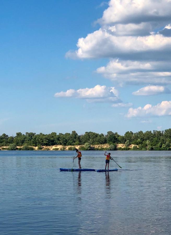 Knyazha Hora Hotel Kaniv Exteriör bild