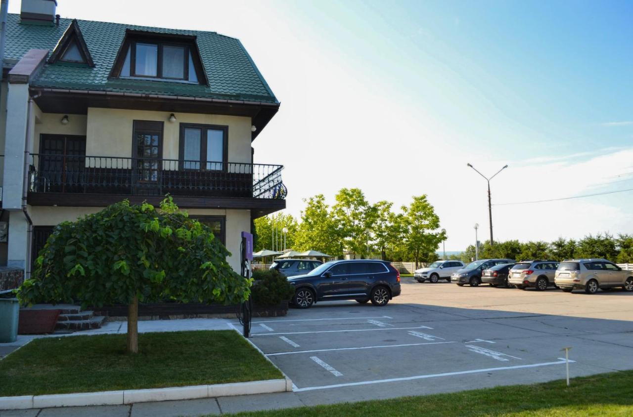 Knyazha Hora Hotel Kaniv Exteriör bild